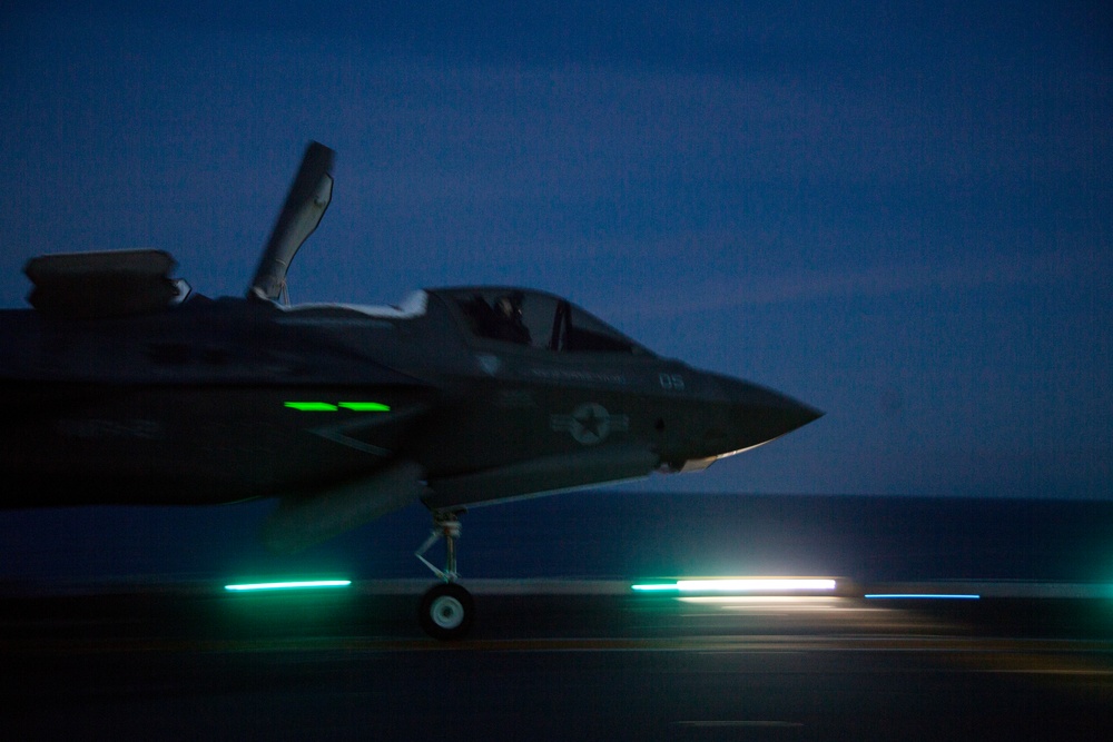 31st MEU F-35B twilight, night flight operations aboard USS Wasp