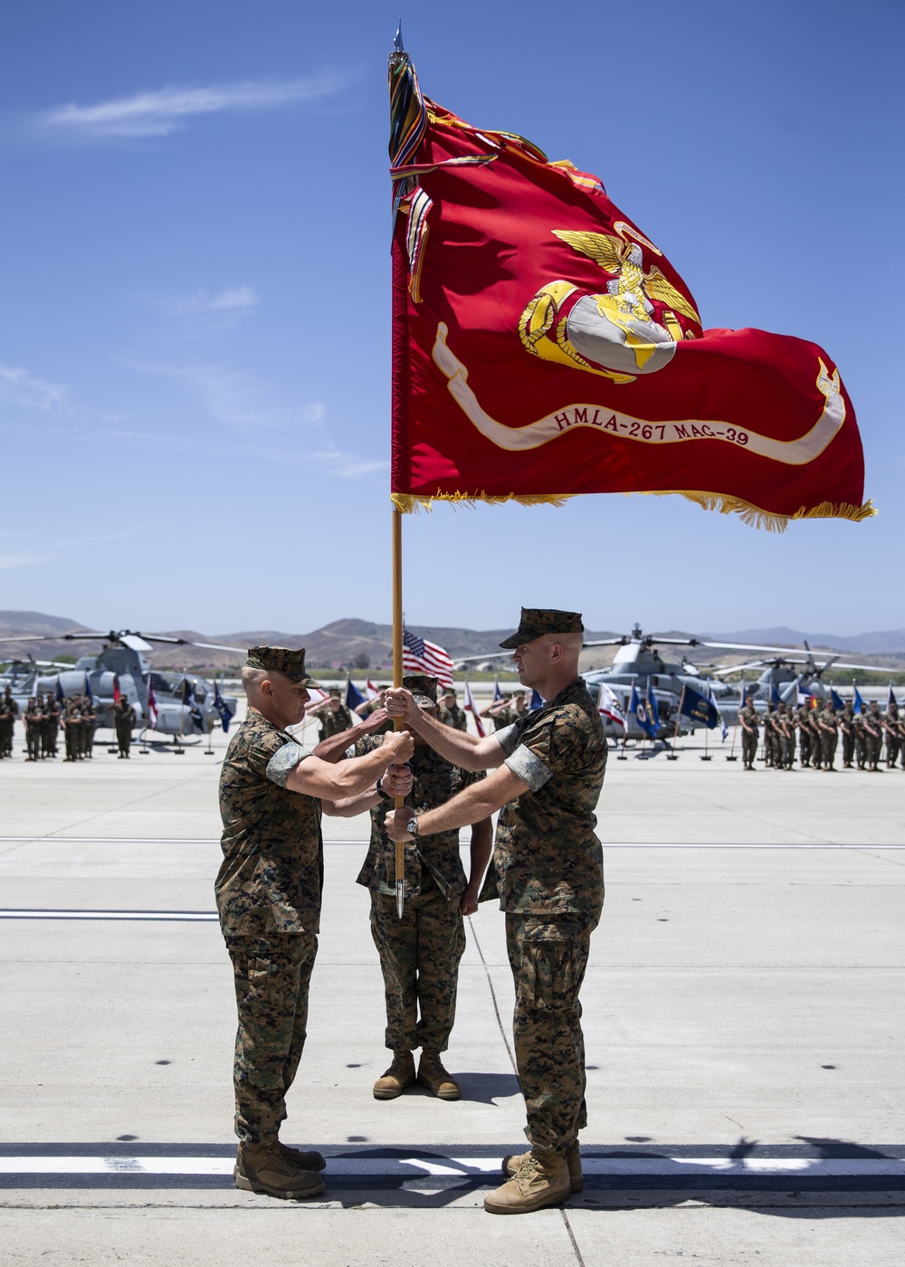 Marine Light Attack Helicopter Squadron 267 Change of Command