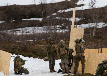 8th ESB DFT urban breaching range