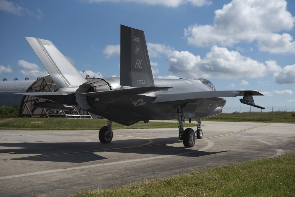 F-35s arrive at Spangdahlem