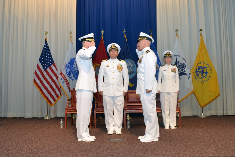 Naval Dosimetry Center Holds Change of Charge Ceremony