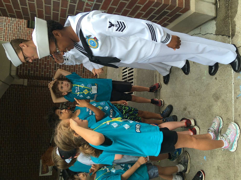 FST Promotes STEM at Nashville Navy Week