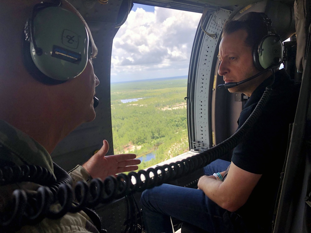 Emergency Management Director Moskowitz talks capabiltiies with Florida National Guard senior leaders