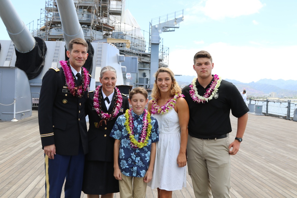 Military family holds dual retirement ceremony on deck of USS Missouri