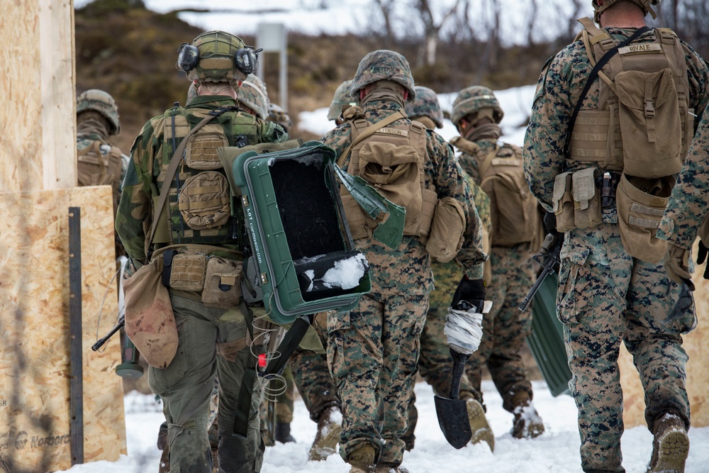 8th ESB DFT breaching range