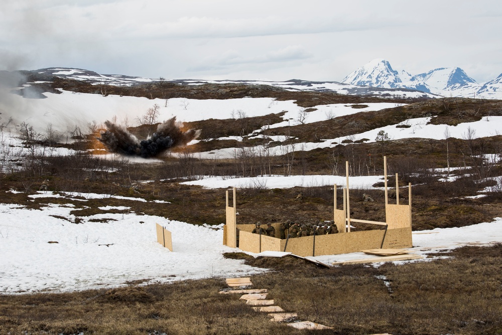 8th ESB DFT breaching range