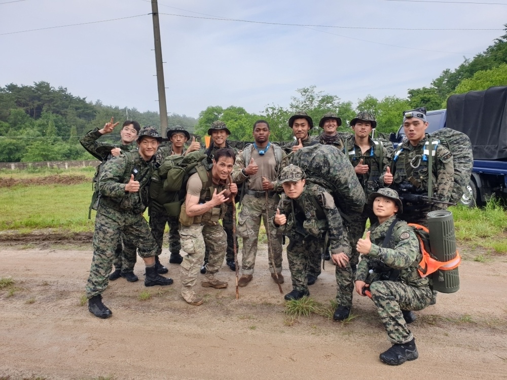 2ID/RUCD Soldier marches 250 miles with ROK special forces