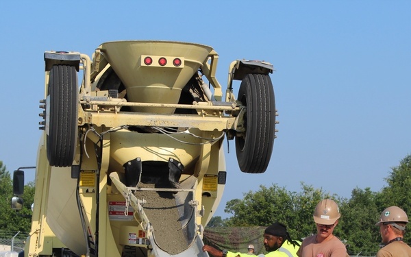 NMCB 133 Det Gulfport hold down the homefront