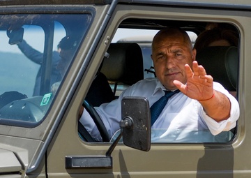 Mr. Borisov drives himself on Novo Selo