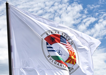 The Flag of STRIKE BACK 19