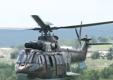Cougar Helicopter brings Bulgarian Chief of Defense to STRIKE BACK 19
