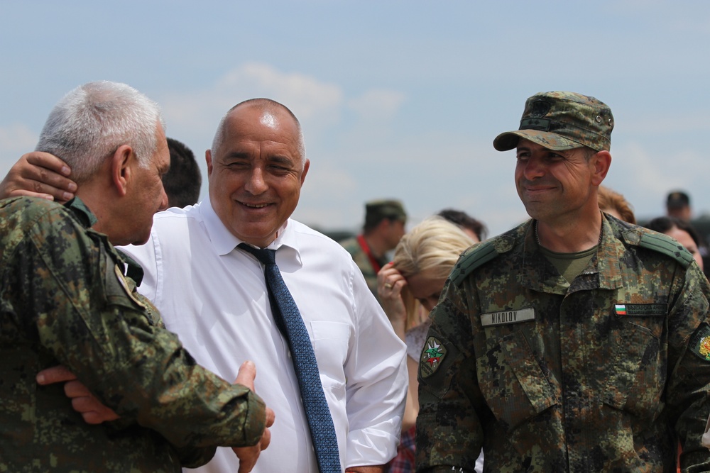 Bulgarian Prime Minister observes joint firing exercise during STRIKE BACK 19