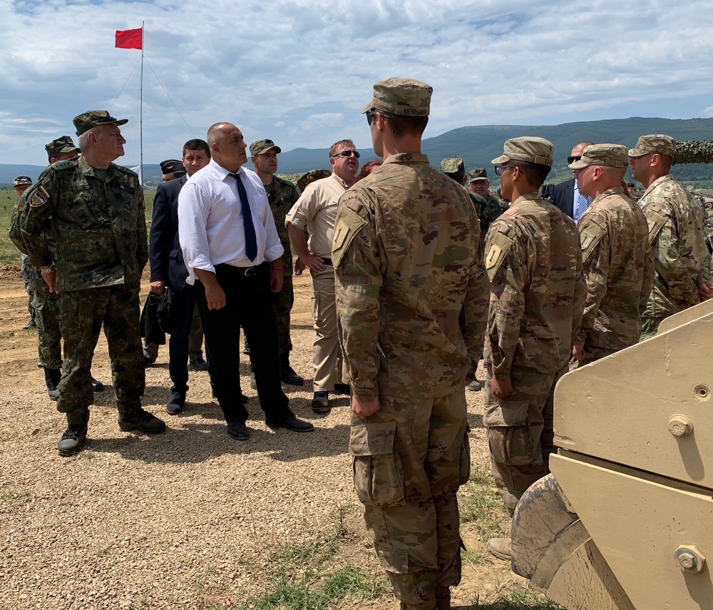 Bulgarian dignitaries interact with U.S. troops