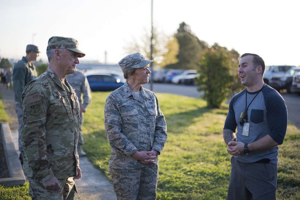 ORANG Commander visits the Portland Air National Guard Base