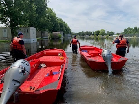 Coast Guard rescues 17 people, 3 dogs from floodwaters near Alexander County, Illinois