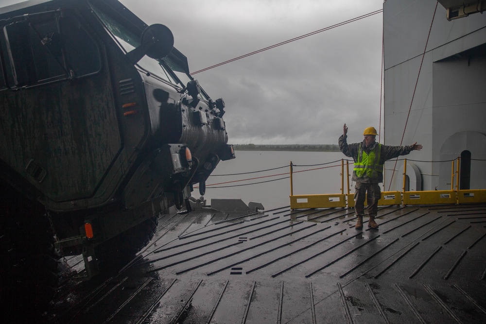 Marines Load USNS Watkins During Exercise Resolute Sun