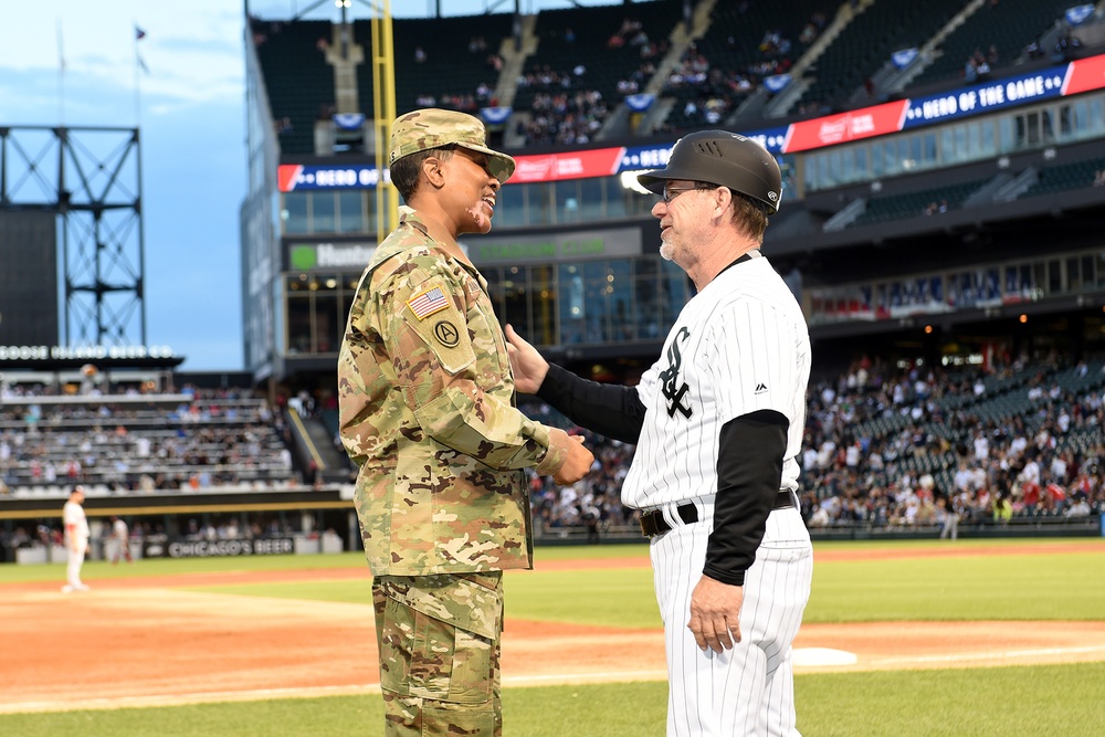 Army Reserve Soldier receives honor as Chicago White Sox ’Hero of the Game’