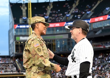 Army Reserve Soldier receives honor as Chicago White Sox ’Hero of the Game’
