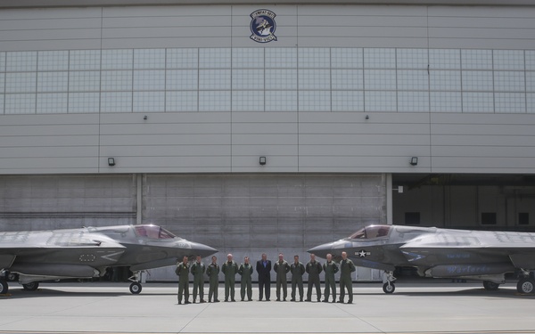 DCA visits MCAS Beaufort