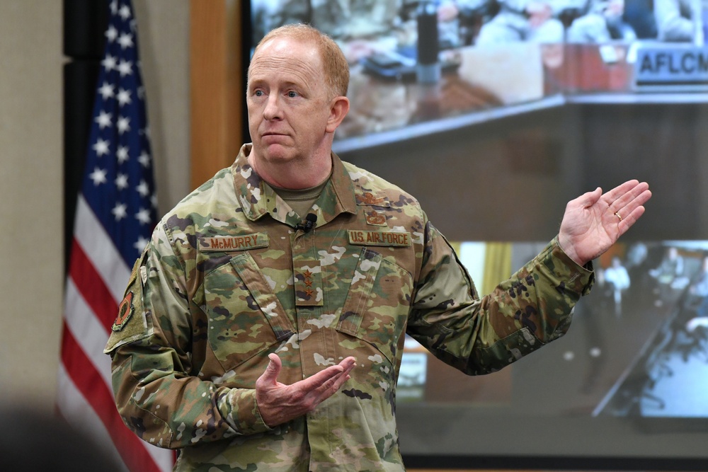 McMurry addresses workforce