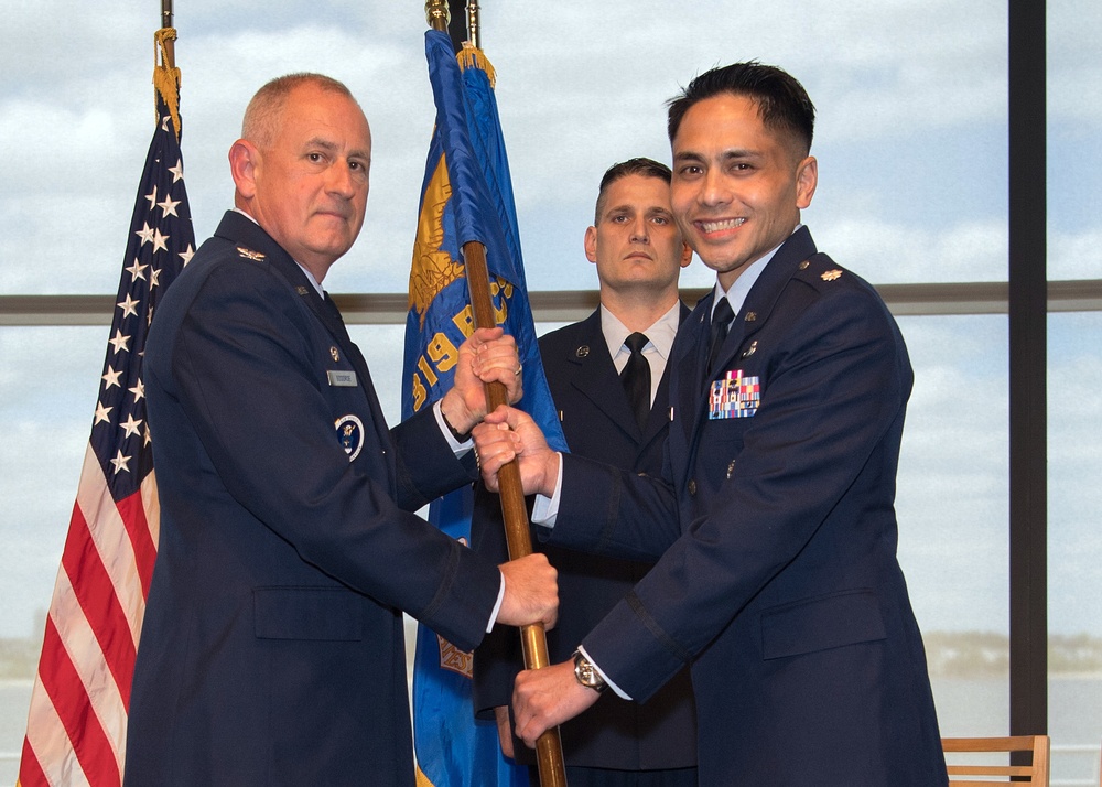 Recruiters welcome new commander