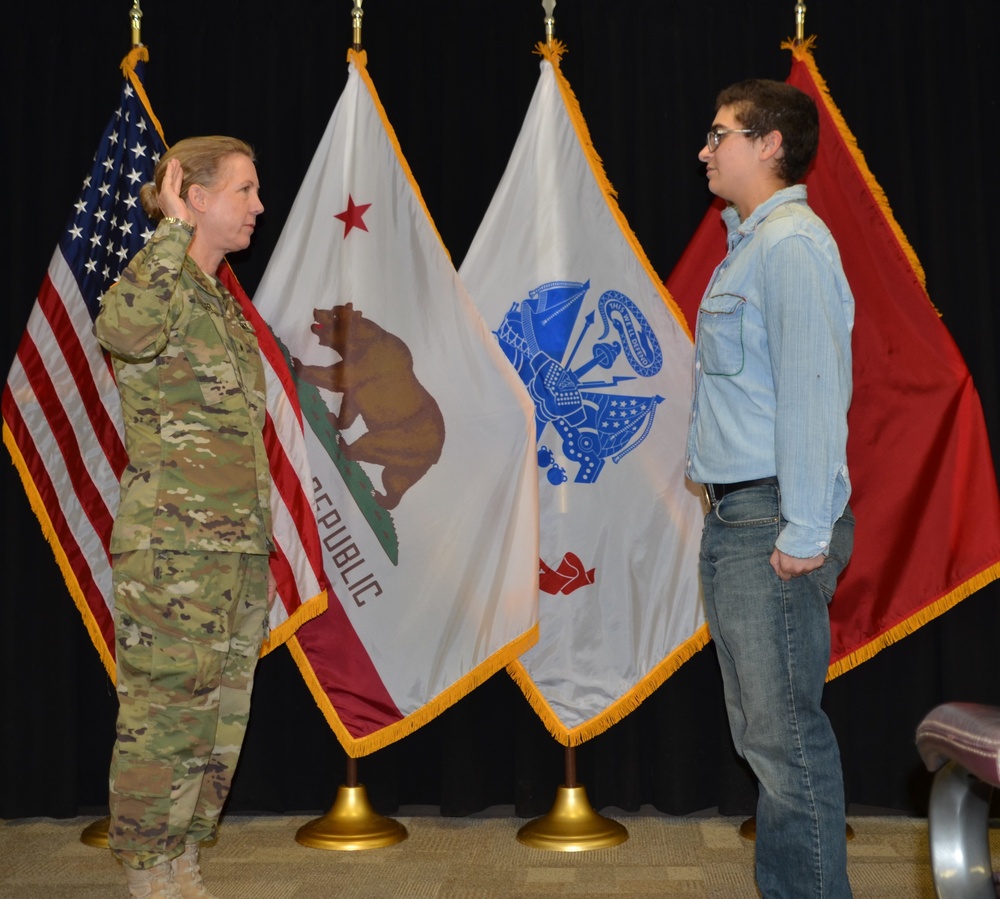 Cal Guard Enlists First Female to Combat Arms