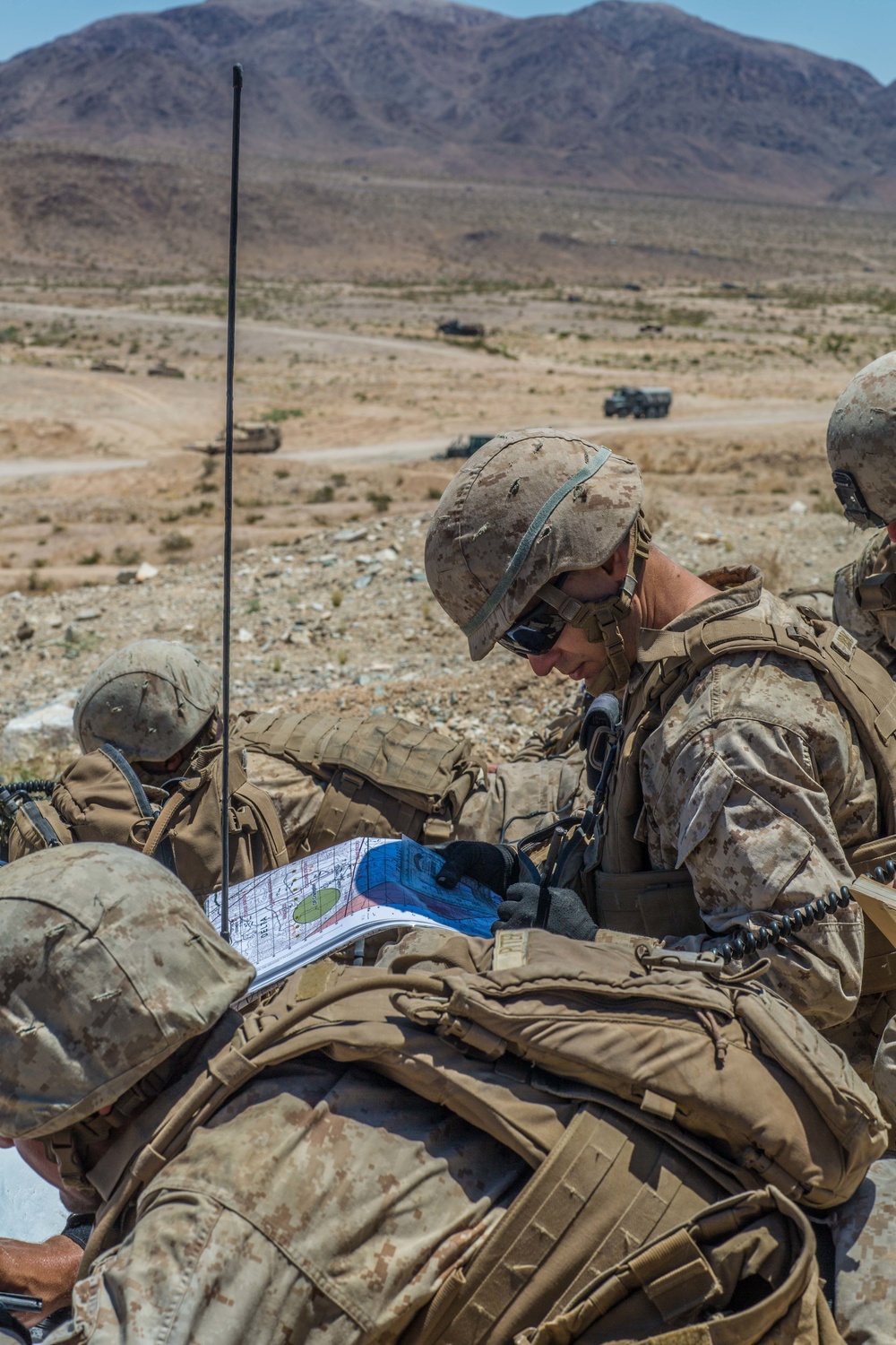 Reserve Marines conduct mechanized assaults at ITX 4-19