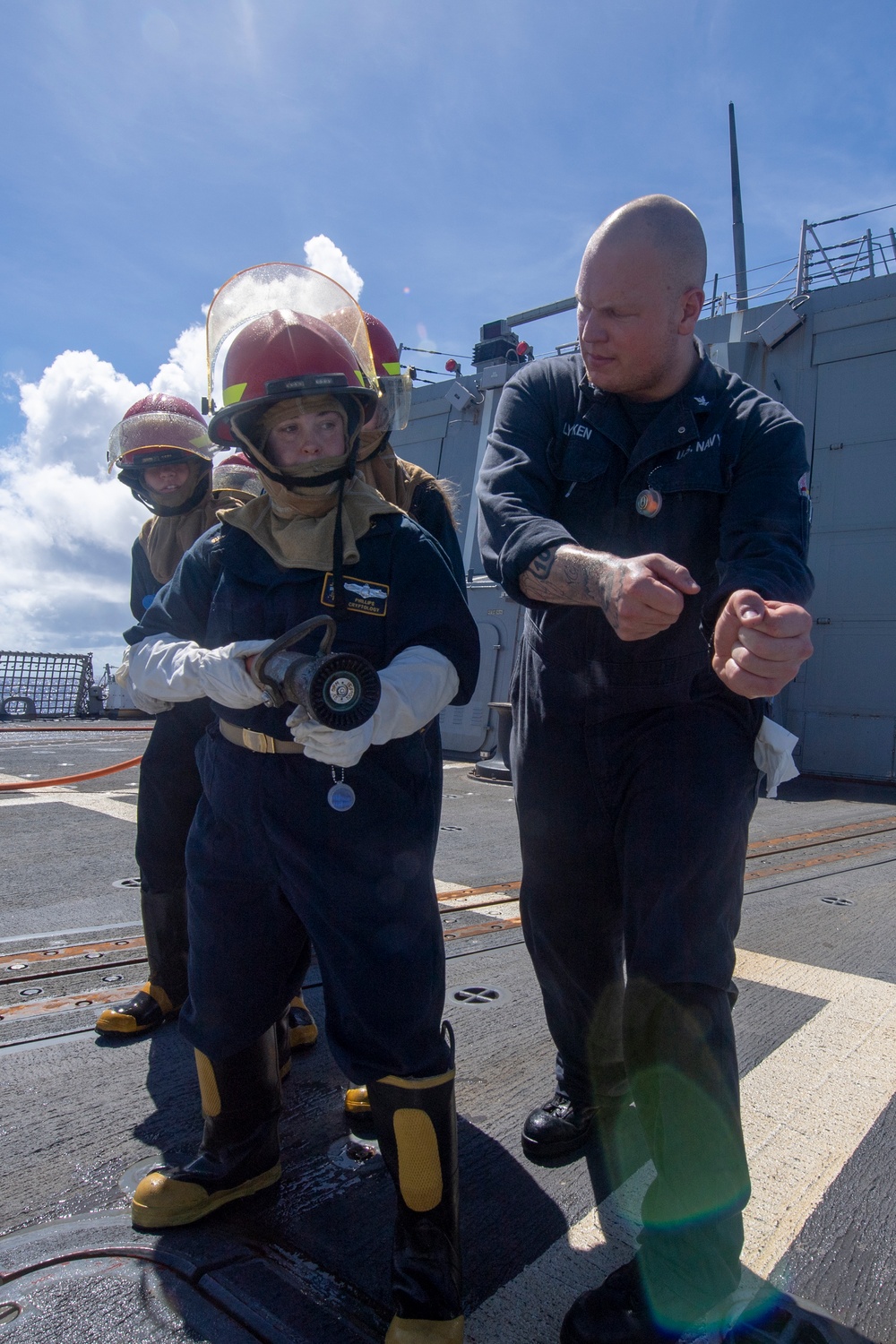 USS Momsen DDG 92 Conduct Damage Control Training
