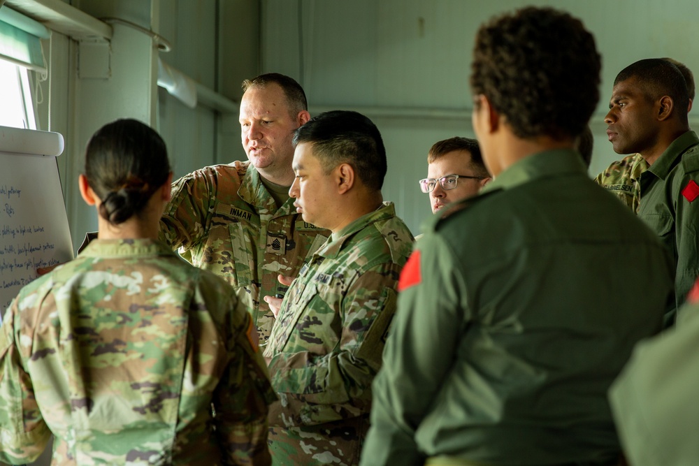 U.S. and Fiji service member participate in classes for Khaan Quest