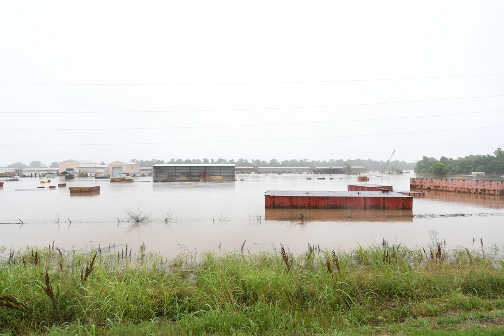 Businesses in Pine Bluff Are Impacted by Arkansas River Flooding