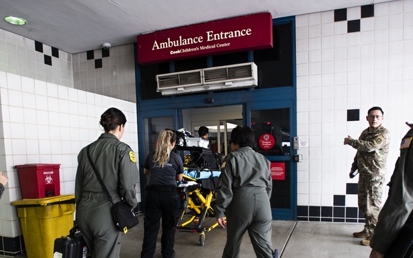 Mother, baby flown safely home after 7 months in ICU