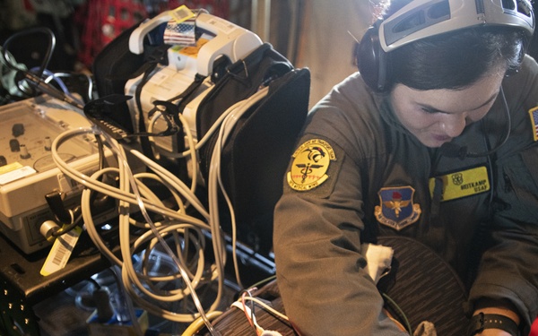 Mother, baby flown safely home after 7 months in ICU