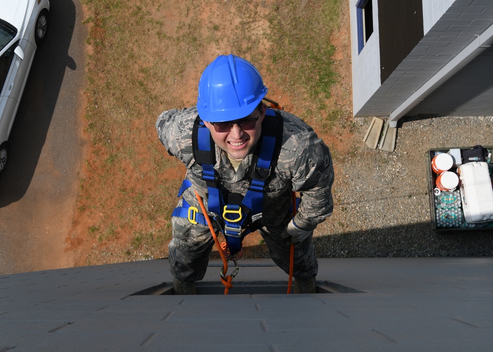 147th Attack Wing civil engineers rappel during Exercise Global Dragon 2019