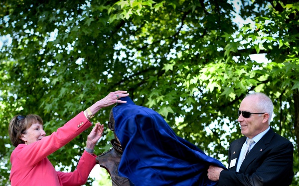 Kross honored at Scott’s ATA Walk of Fame