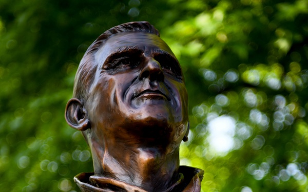 Kross honored at Scott’s ATA Walk of Fame