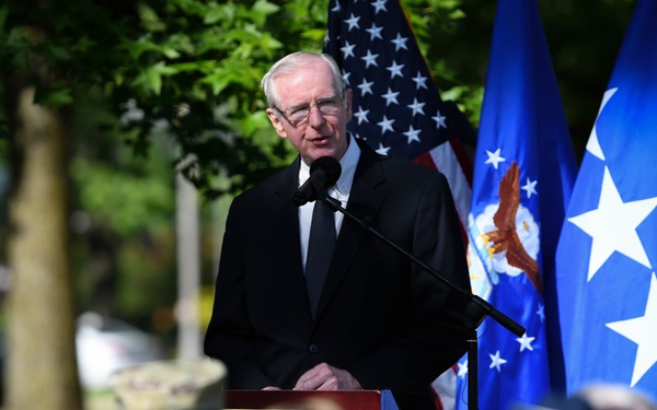 Kross honored at Scott’s ATA Walk of Fame