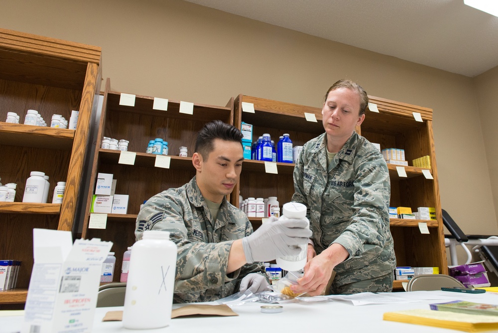 Military kicks off no-cost medical, dental and vision clinic in Sikeston