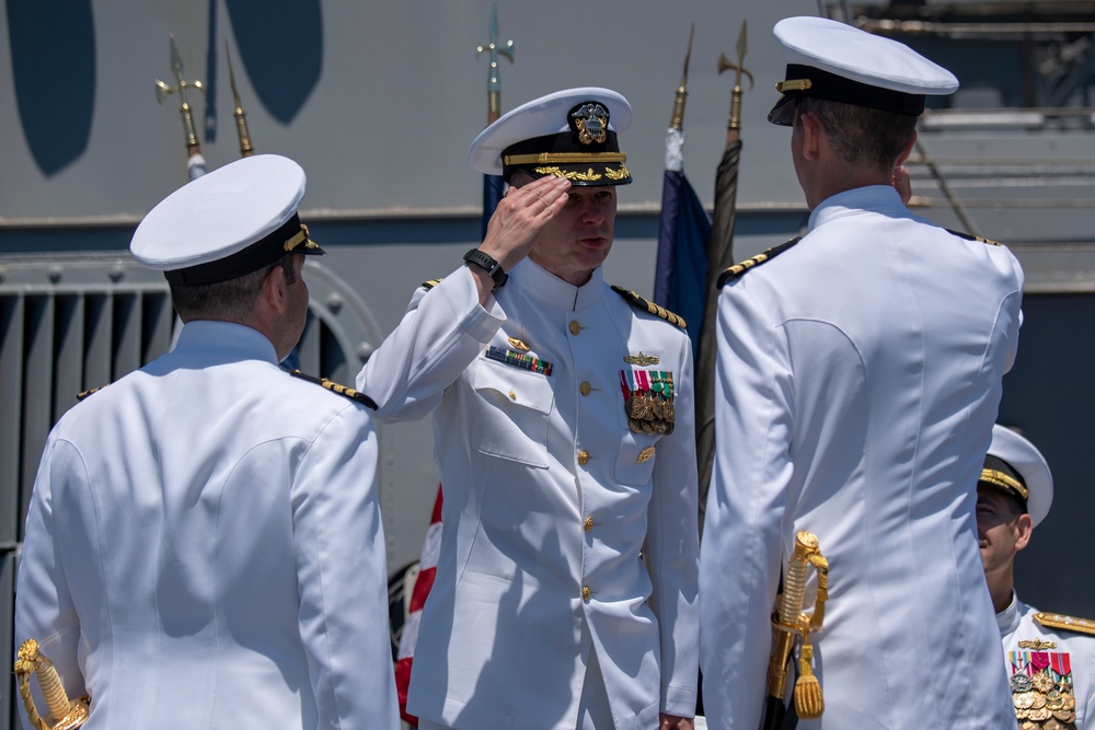 USS Paul Hamilton (DDG 60) Change of Command