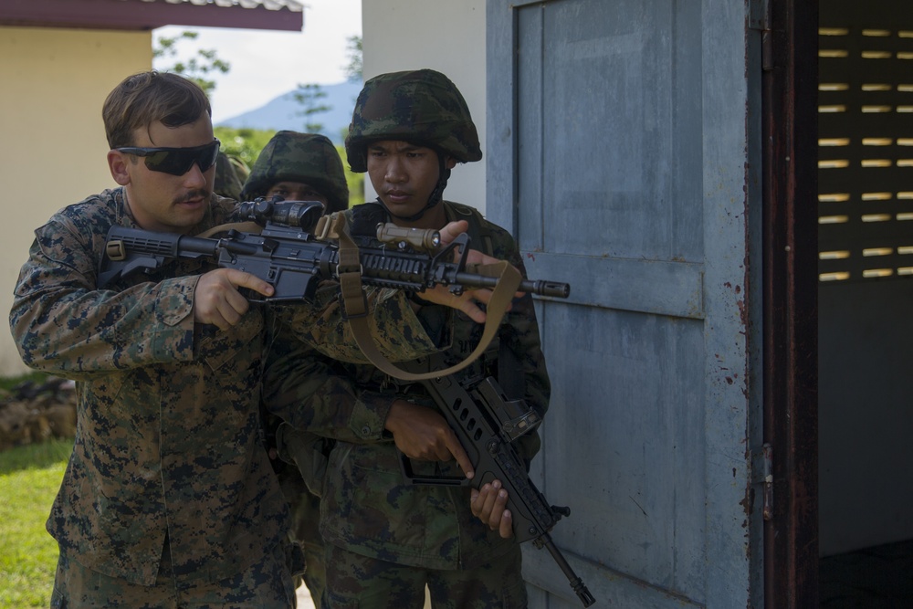 U.S. Marines and Royal Thai Marines conduct MOUT