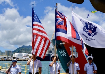 Coast Guard Cutter Walnut holds change of command ceremony