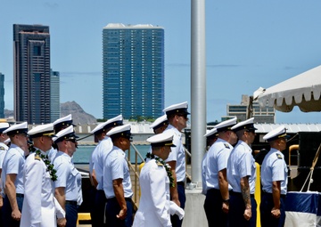 Coast Guard Cutter Walnut holds change of command ceremony