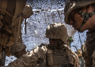 November Battery fires M777 howitzer during ITX 4-19