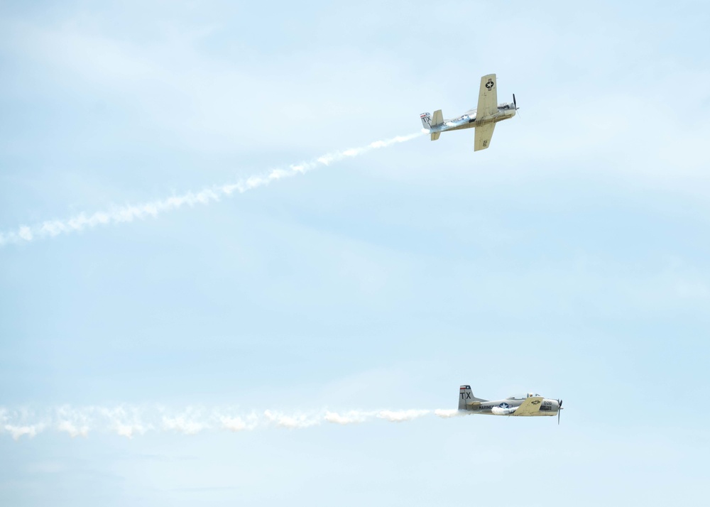 DVIDS Images Team Aeroshell performs at the Wings Over Whiteman Air