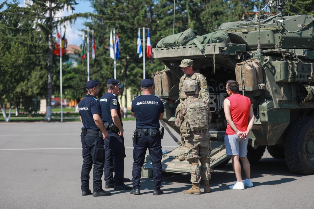 2CR Soldiers strengthen relations in Romania