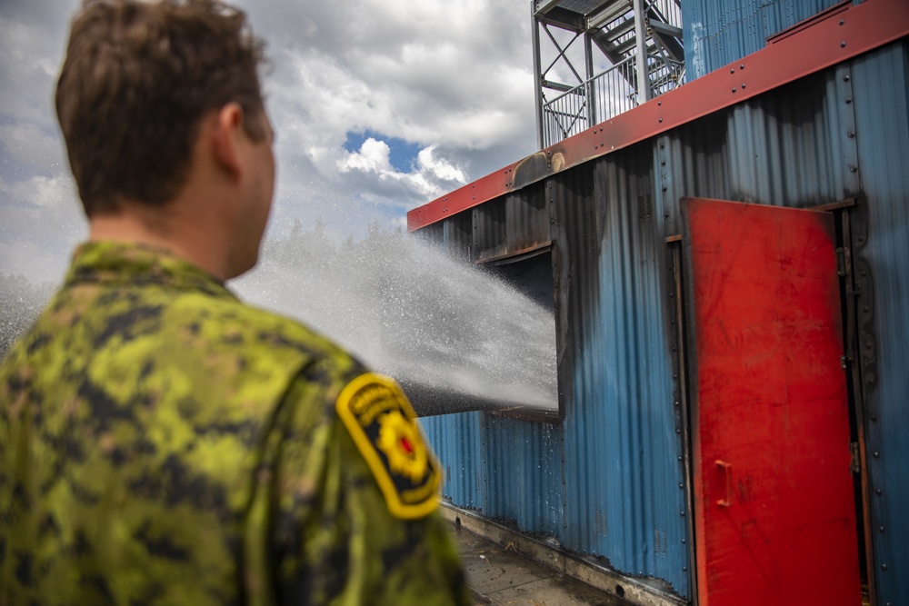 U.S. Marine Corps, Canadian firefighters extinguish fires during Sentinel Edge 2019