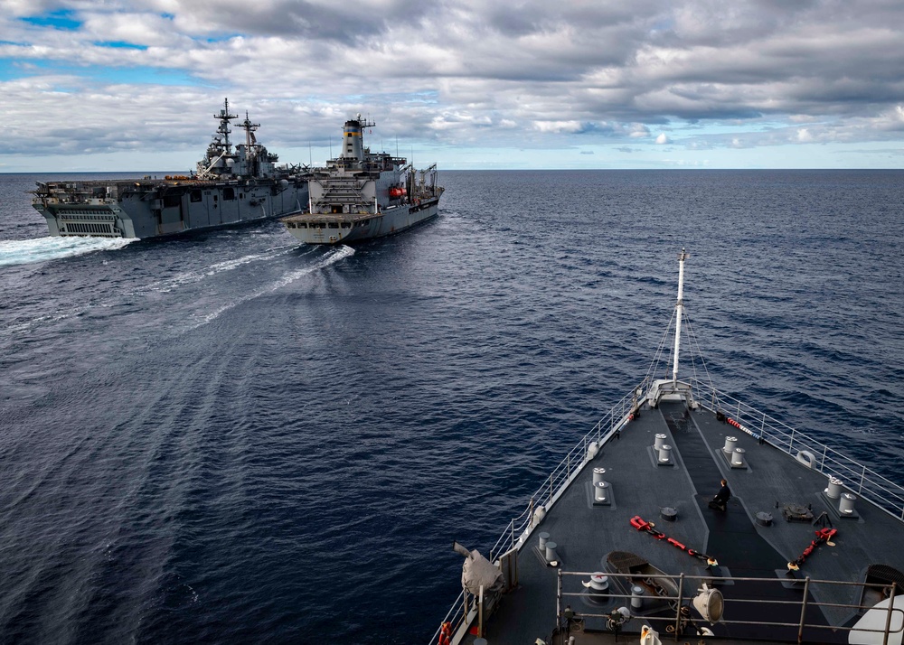 RAS w/ USS Wasp and USNS Rappahannock