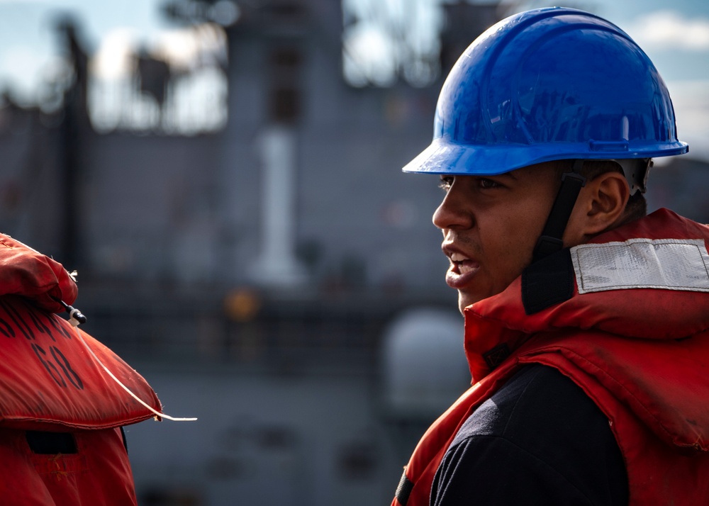RAS w/ USS Wasp and USNS Rappahannock