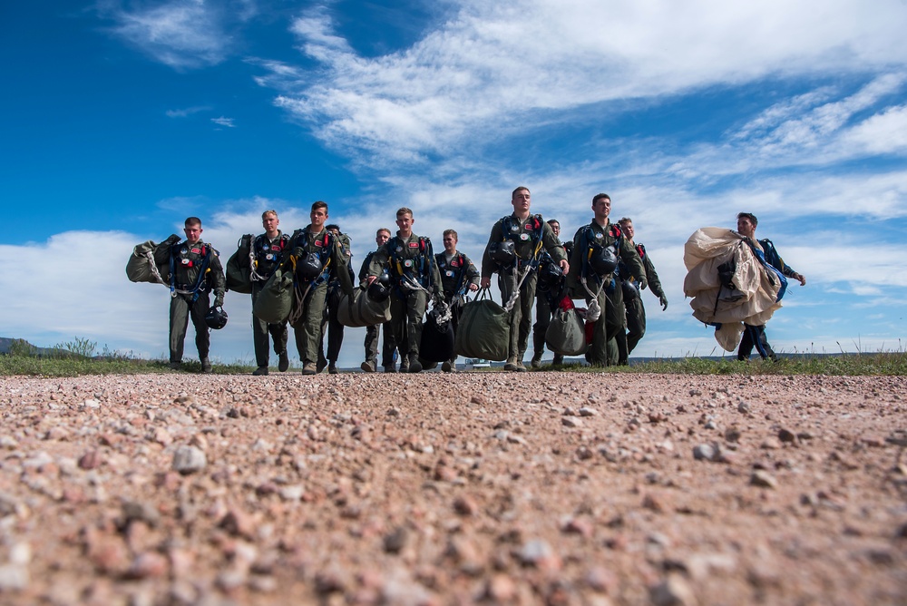 U.S. Air Force Academy Airmanship 490 Program