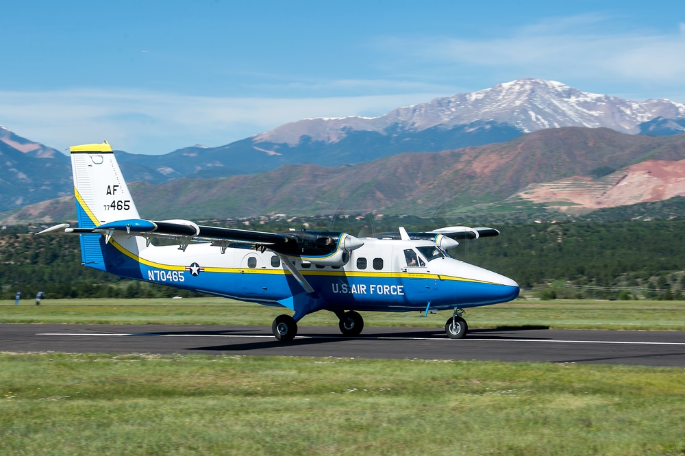 U.S. Air Force Academy Airmanship 490 Program