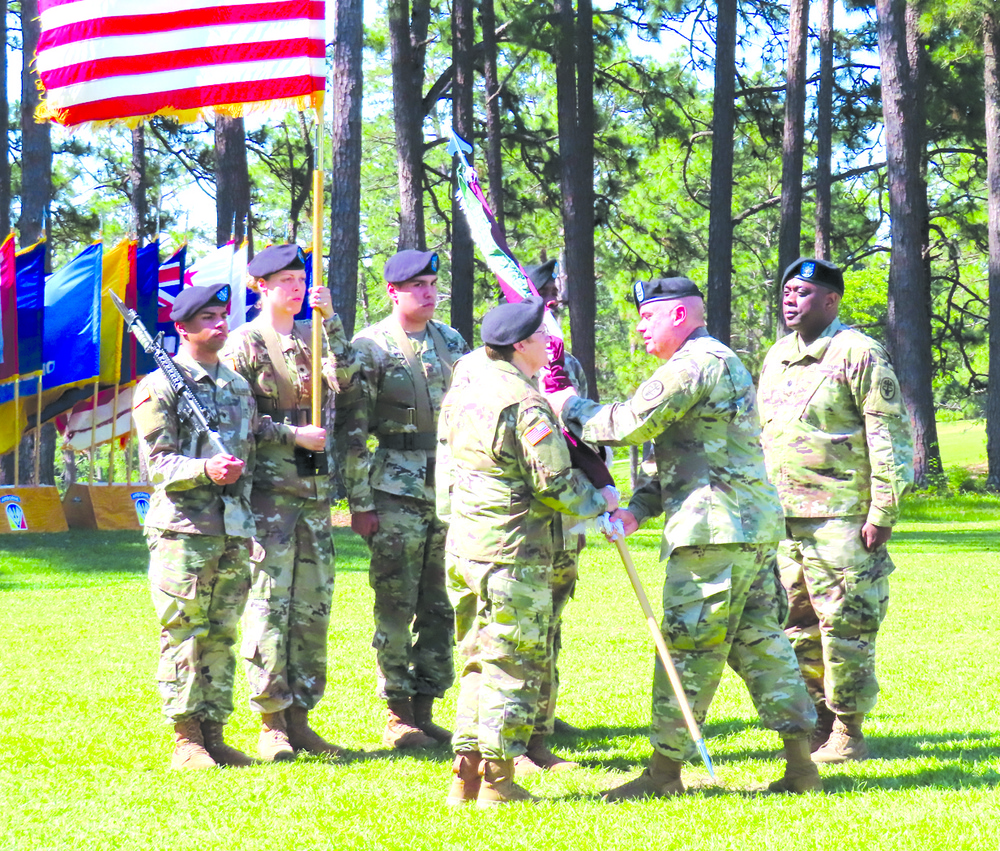 Dental Health Activity welcomes new commander